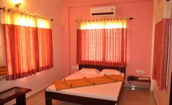 Hotel Mahakal Tulsi Somnath Exterior photo